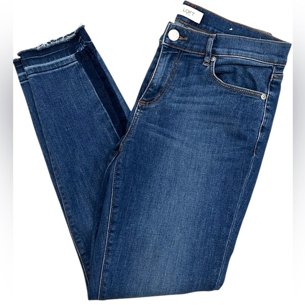 LOFT "Modern Skinny" Raw Hem Ankle Jeans | Women’s 6